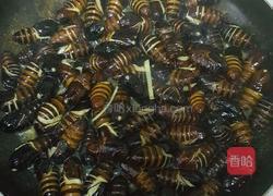 炸柞蚕蛹的做法图解4