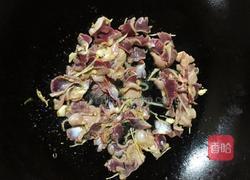 鸡胗炒青椒的做法图解6