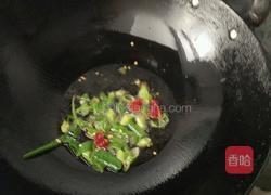 焖辫子鱼的做法图解3