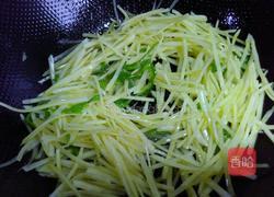 青椒土豆丝的做法图解3