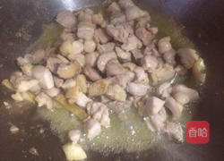 咖喱鸡肉土豆的做法图解2