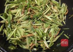 芹菜肉丝的做法图解6