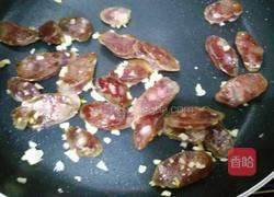 荷兰豆炒腊肠的做法图解5