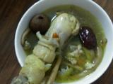 茶树菇炖鸡汤