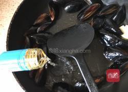 意式西葫芦贻贝意大利面的做法图解2