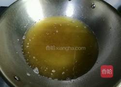 椒盐小鲫鱼的做法图解5