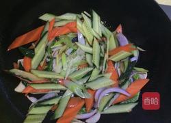 黄瓜片爆炒猪肝的做法图解7