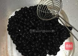 冰镇原味珍珠奶茶的做法图解1