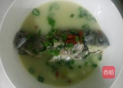 山药枸杞鲫鱼汤的做法图解7
