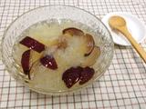 冰糖银耳红枣汤
