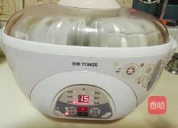 银耳红枣枸杞养颜汤的做法图解7