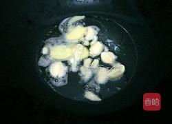 珍珠菇豉油鸡的做法图解4