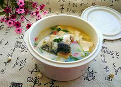 鲫鱼头豆腐汤