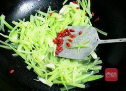 清炒莴笋的做法图解6
