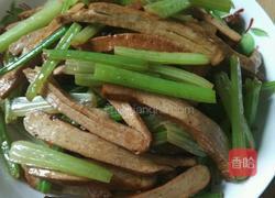 芹菜炒香干的做法图解11