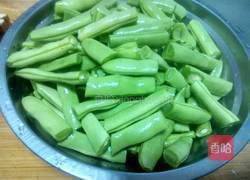 清炒蒜蓉四季豆的做法图解2
