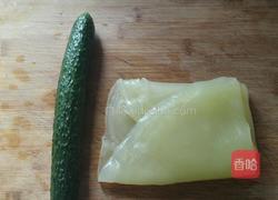 黄瓜拌粉皮的做法图解2