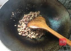 毛豆炒肉的做法图解4