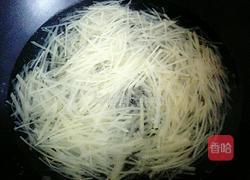 酸辣凉拌土豆丝的做法图解4