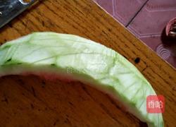 西瓜皮鸡蛋饼的做法图解1