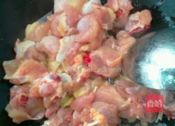 鸡块炖土豆的做法 MjUwX2MyOjEvM15yYjI6MS84XzE4MA