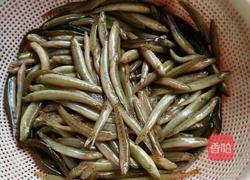 干煸沙鳅的做法图解1