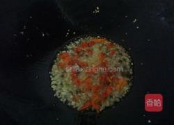 鸡蛋蔬菜炒河粉的做法图解3