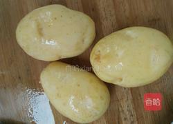 土豆炒肉丝的做法图解1