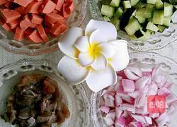 凤梨要用盐水泡几分钟 MjUwX2MyOjEvM15yYjI6MS84XzE4MA