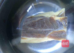 鲜笋炒腊肉的做法图解1