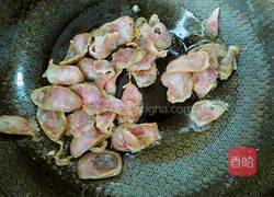 青椒炒腊肠的做法图解7