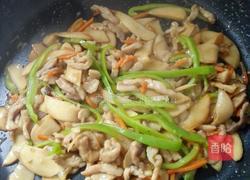 肉丝炒杏鲍菇的做法图解9
