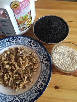 芝麻糊怎么做的呢 MjUwX2MxXzA