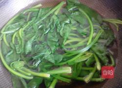 菠菜鸡蛋炒粉丝的做法图解2