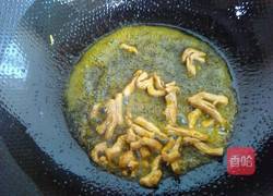 肉丝青椒炒土豆丝的做法图解3