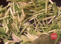 小芹菜炒香干的做法图解3