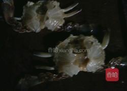 葱姜炒蟹的做法图解1