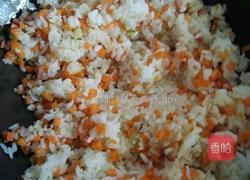 什锦炒饭的做法图解5