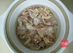 土豆焖鸡肉的做法图解3