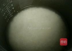 土豆腊肠焖饭的做法图解4