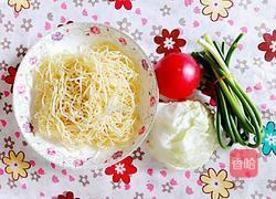 素菜炒面的做法图解1