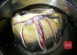 韩式辣酱铁锅炖鱼的做法图解1