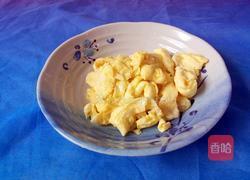 虾仁炒鸡蛋的做法图解8