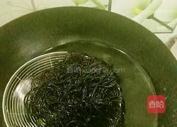 凉拌蕨根粉的做法图解3
