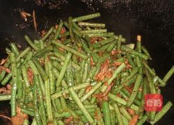 肉丝炒豆角的做法图解5