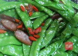 荷兰豆炒腊肠的做法图解8