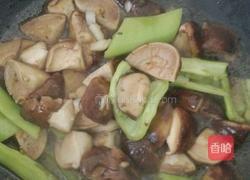 辣椒炒香菇的做法图解4