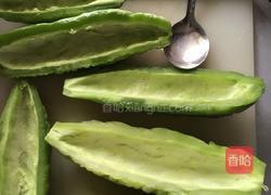 凉拌苦瓜的做法图解1