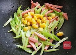 白果炒芹菜的做法图解10