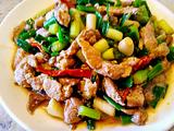 蒜苗炒肉
